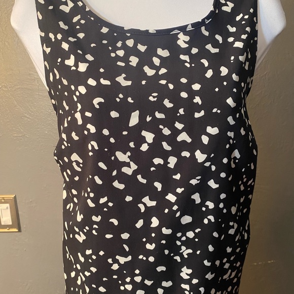 Apt 9 Black and White Pebble Design Layered Sleeveless Open Back Top - Picture 14 of 16